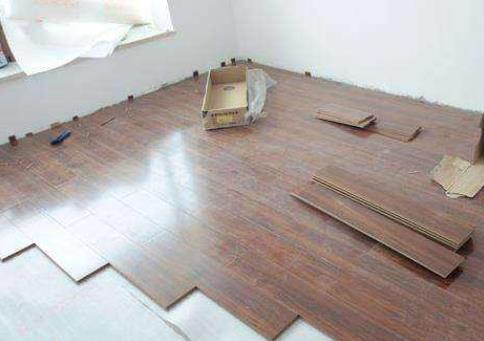 談二手實木地板的弊端，鑒于耐用度、價格和健康上是否值得購買？