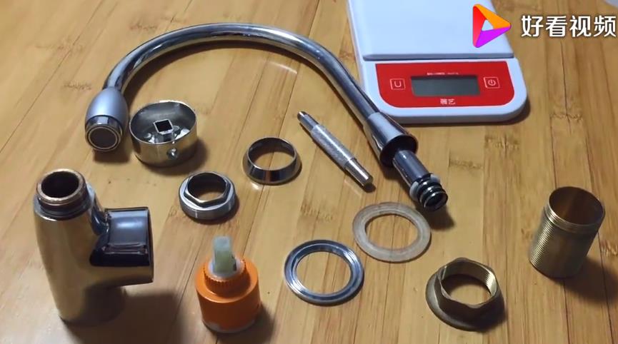 全銅歐式仿古水龍頭拆解圖,其實大多數水龍頭拆解方式都差不多! 全銅歐式仿古水龍頭拆解圖,其實大多數水龍頭拆解方式都差不多!